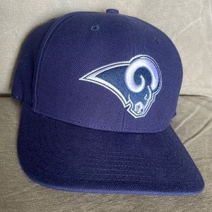 LIKE NEW RAMS HAT! NFL Cap-Rams-Adjustable!